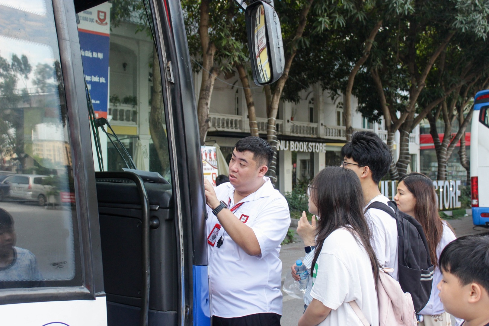 xe bus 1